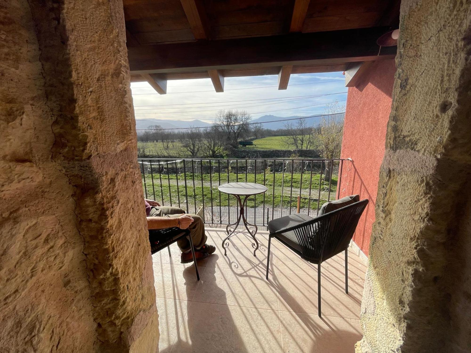 La Casa Del Cantero Pinilla del Valle Exterior foto